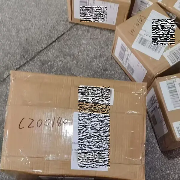 Versiegelte Pakete versandbereit